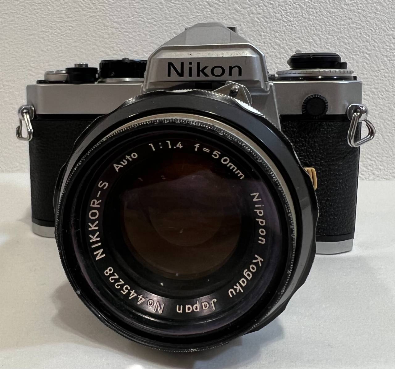 Nikon FE