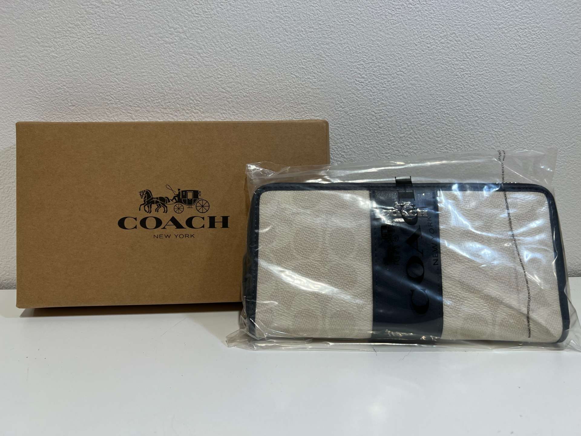 COACH　長財布