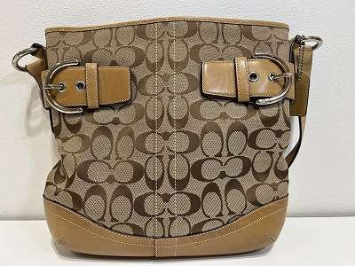 COACH ショルダーバッグ　お買取りです